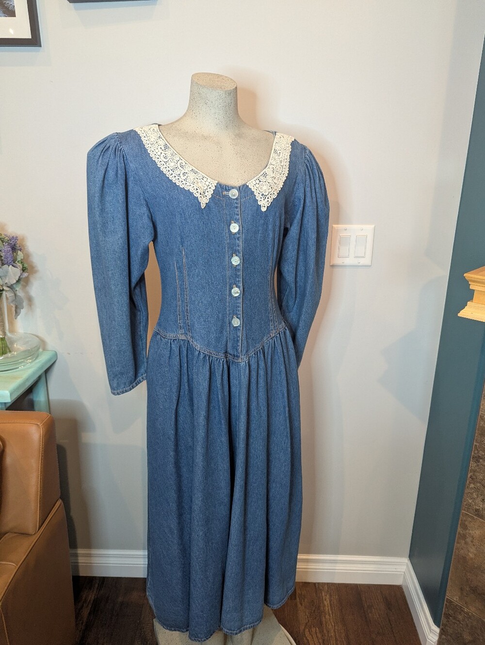 Vintage prairIe Blue Denim Chambray Modest Cottagecore Dress w/Lace Collar Sz L - Picture 10 of 13